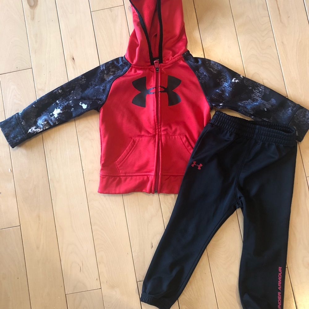 Boys 2T under armour hoodie/joggers set